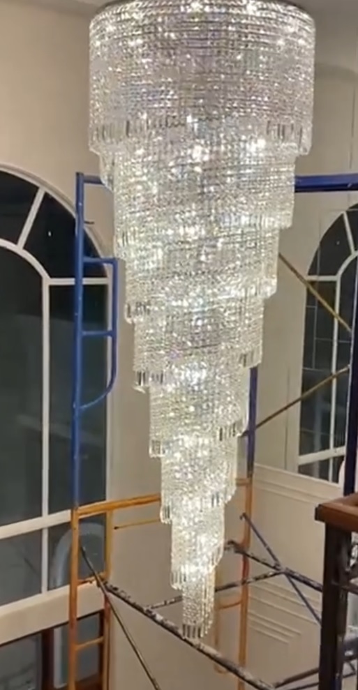 Kristall Hängeleuchte TWISTER Spiralelleuchte Colorado für Treppenhaus Galerie Durchmesser 70cm Höhe210 XXL 